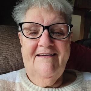 Meet your Posher, Janet